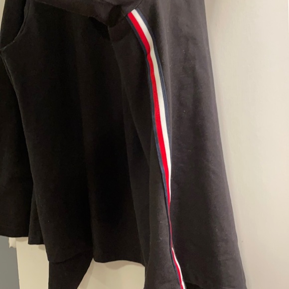 Tommy Hilfiger xl black hoodie open jacket with red stripes NWT - Picture 5 of 6